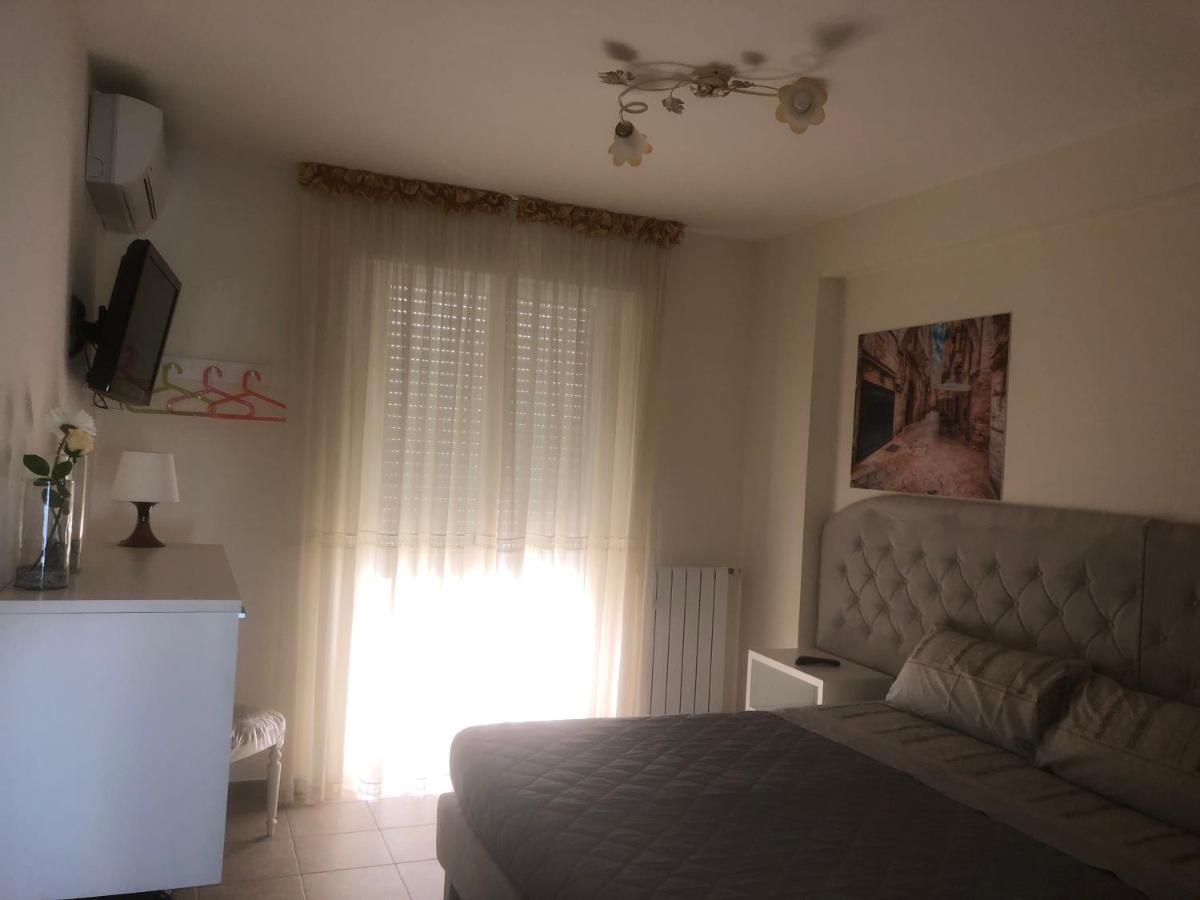 B&B Waltanna Airport Бари Экстерьер фото