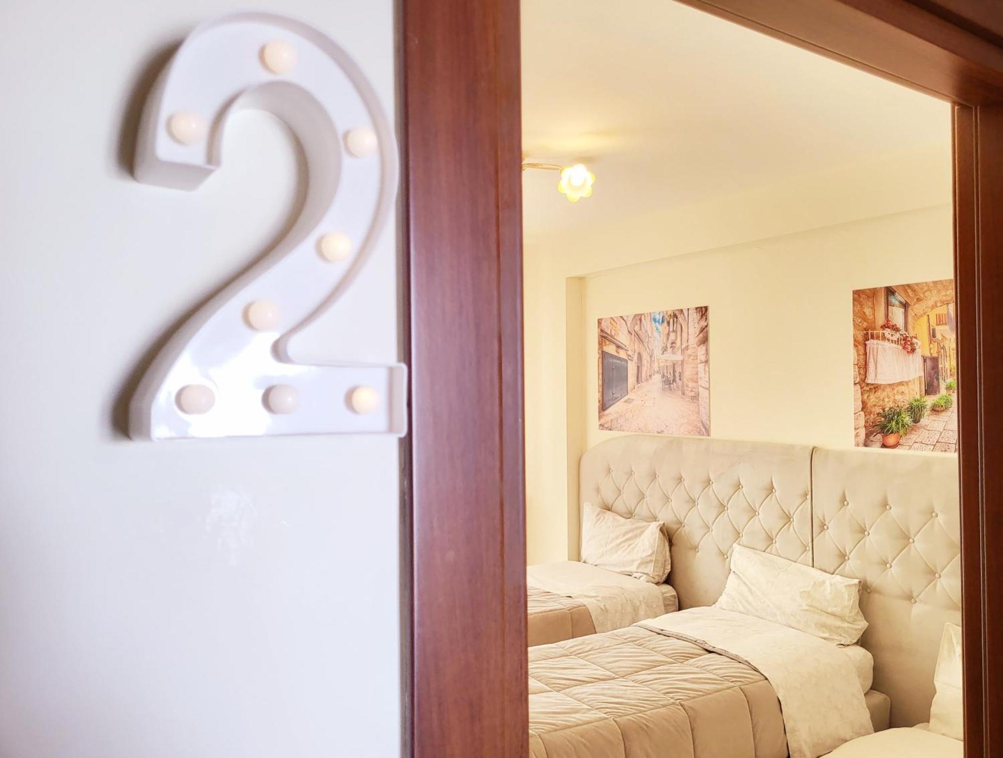 B&B Waltanna Airport Бари Экстерьер фото